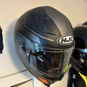 HJC Matte Black Motorcycle Helmet